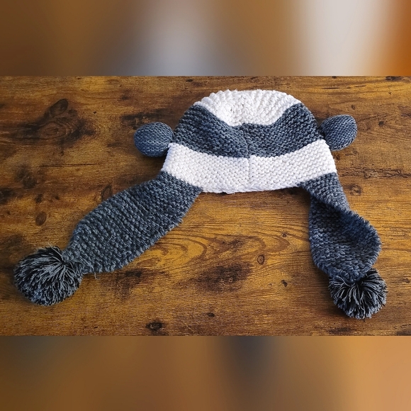 Knit hat - Picture 3 of 4